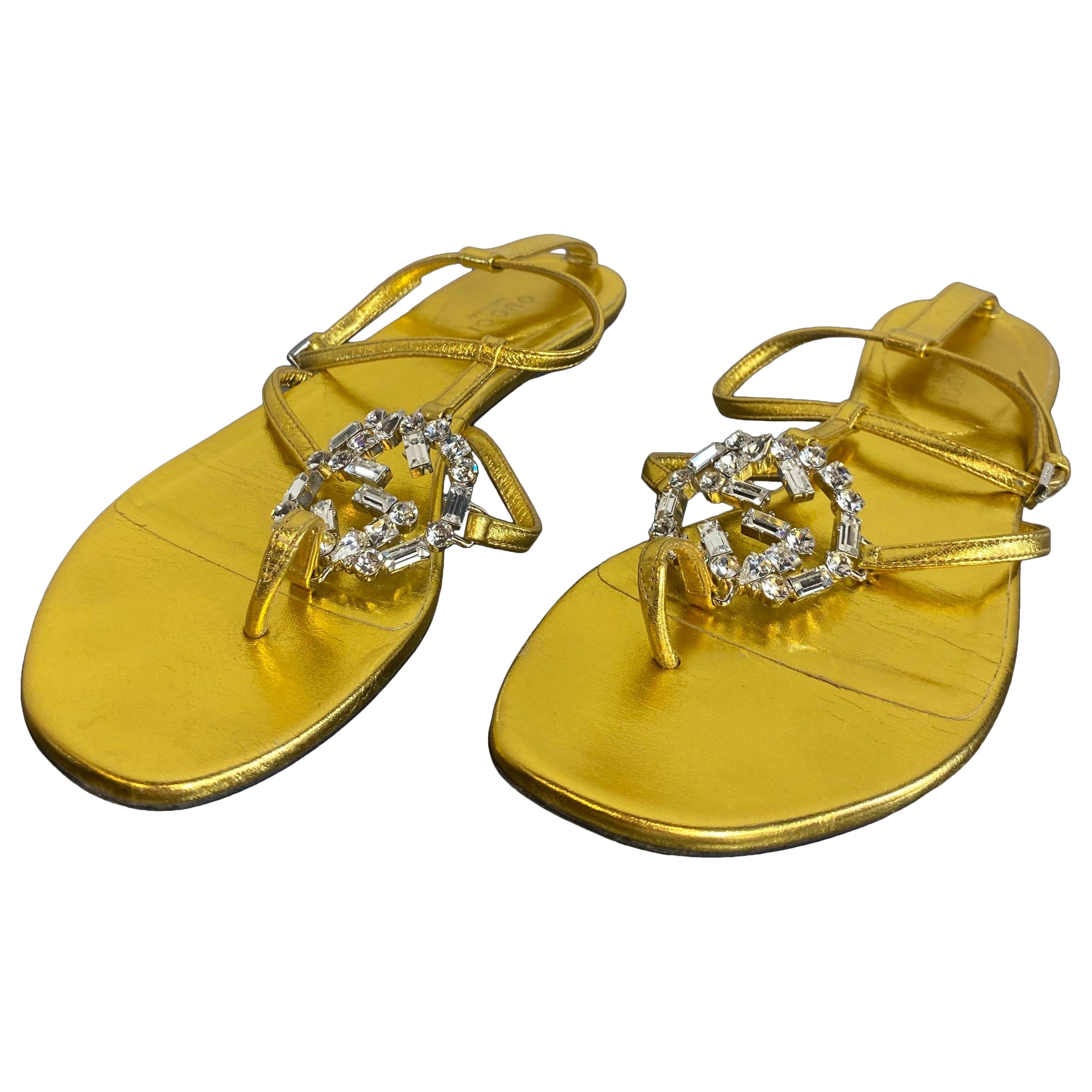 Gucci golden sandals with strass. For Sale