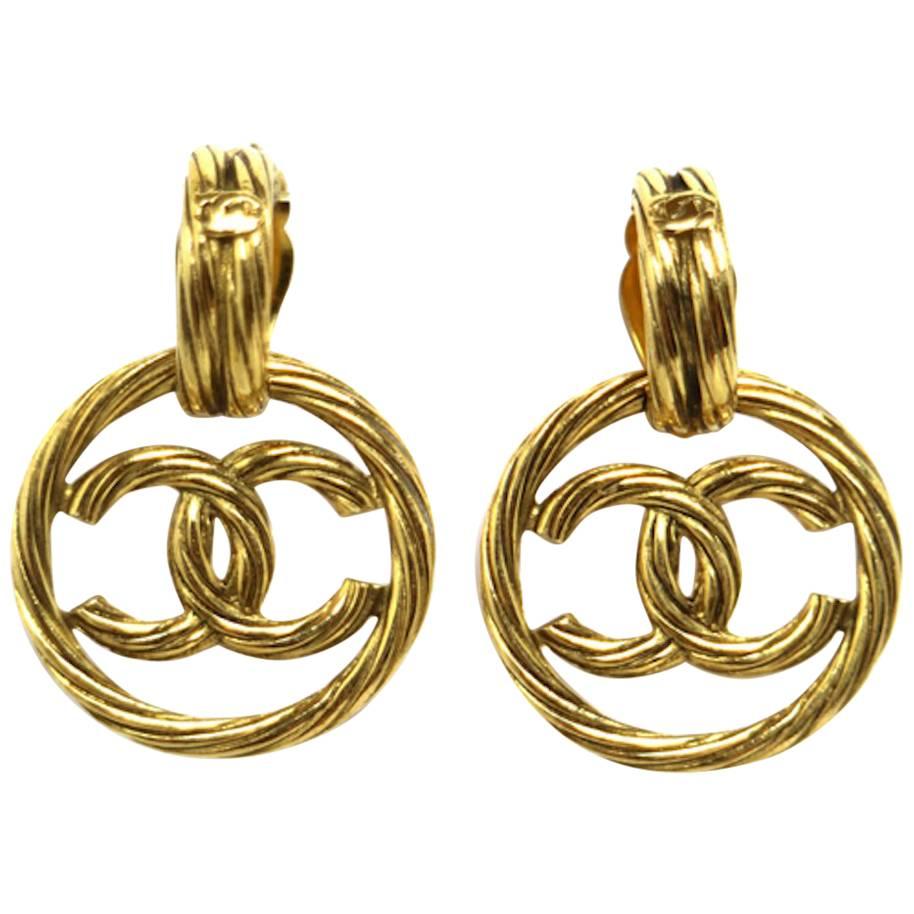 Chanel Vintage Gold Braided Circle Hoop Doorknocker Evening Earrings in Box