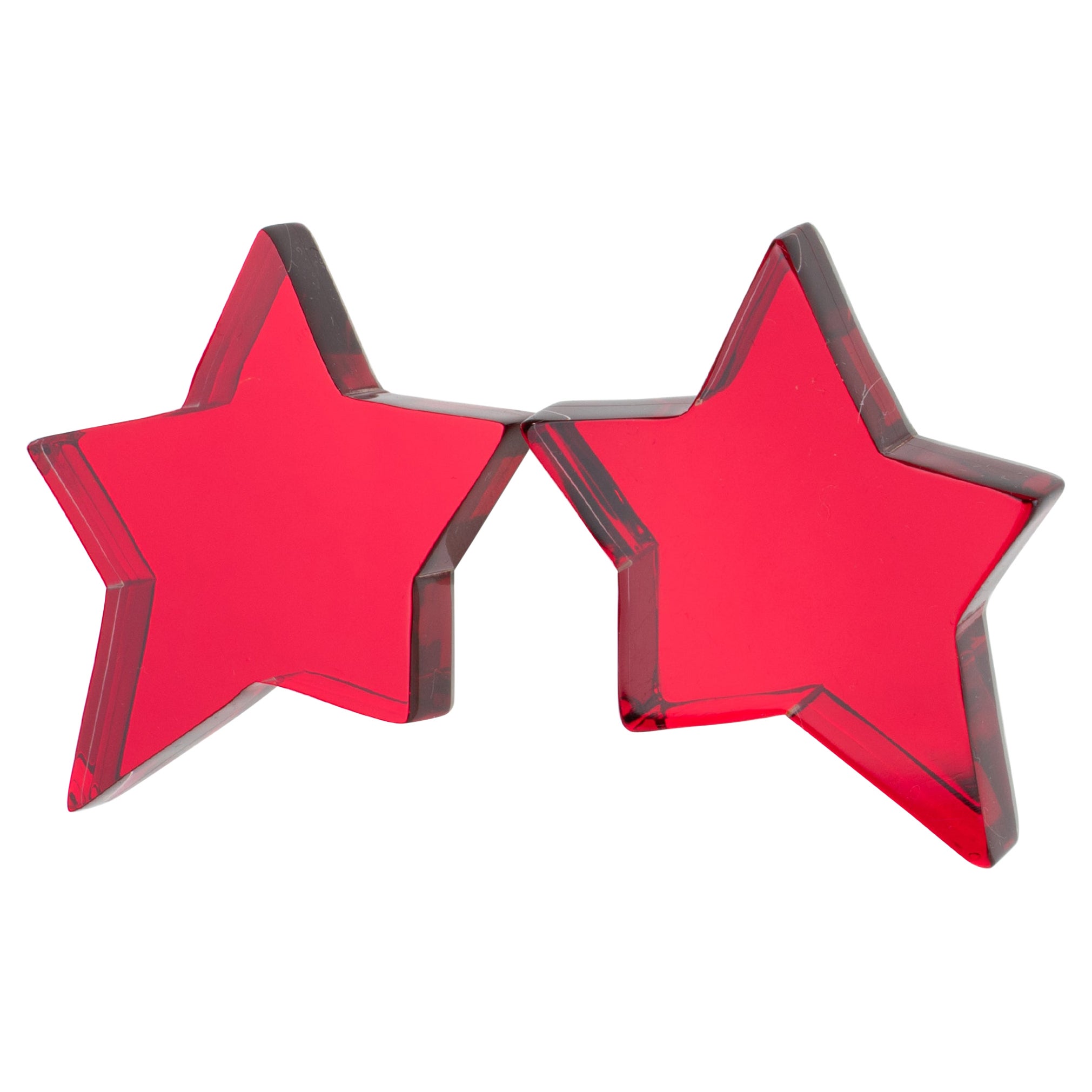 Kaso - Boucles d'oreilles clip étoile en acrylique lucite rouge sang de boeuf en vente