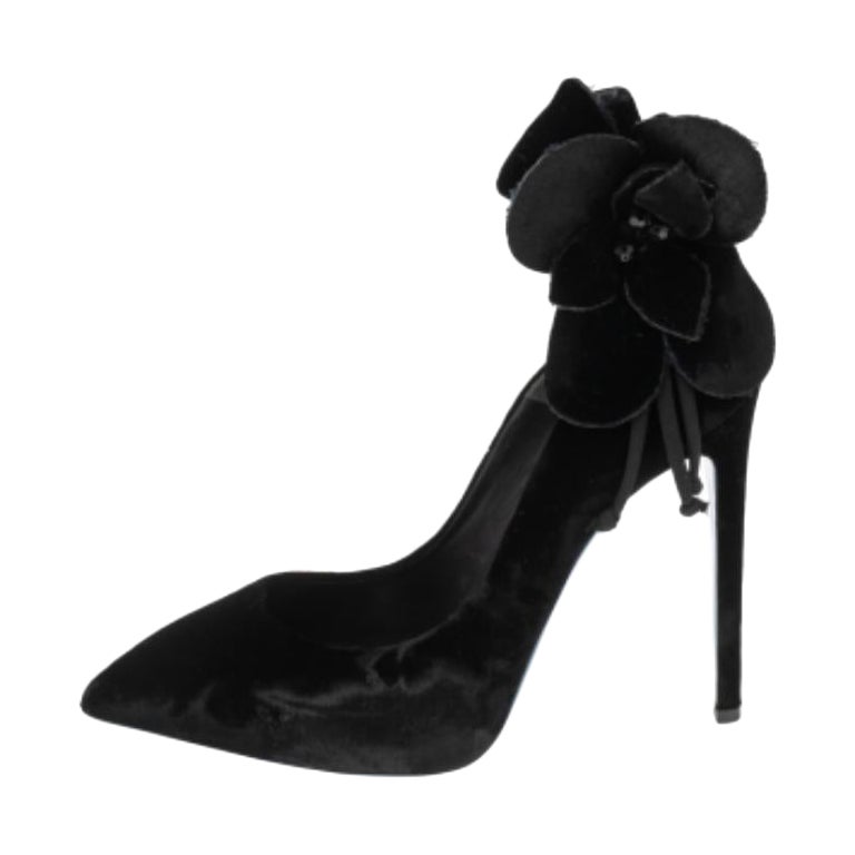 Loriblu Black Velvet Flower Applique Pumps Size 40