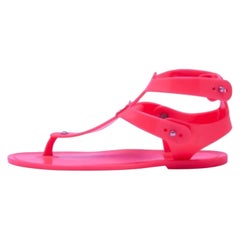 Marc by Marc Jacobs Pink Jelly Thong Flats Size 37