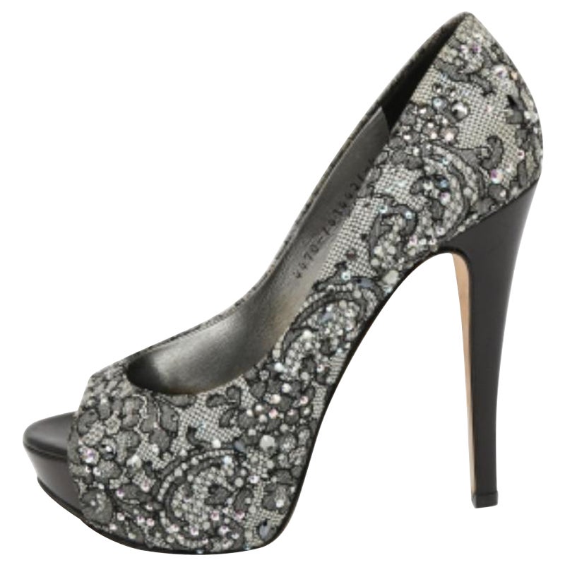 Gina Lace Grey/Black Crystal Embellished Open Peep  Escarpins à plateforme, taille 37 en vente