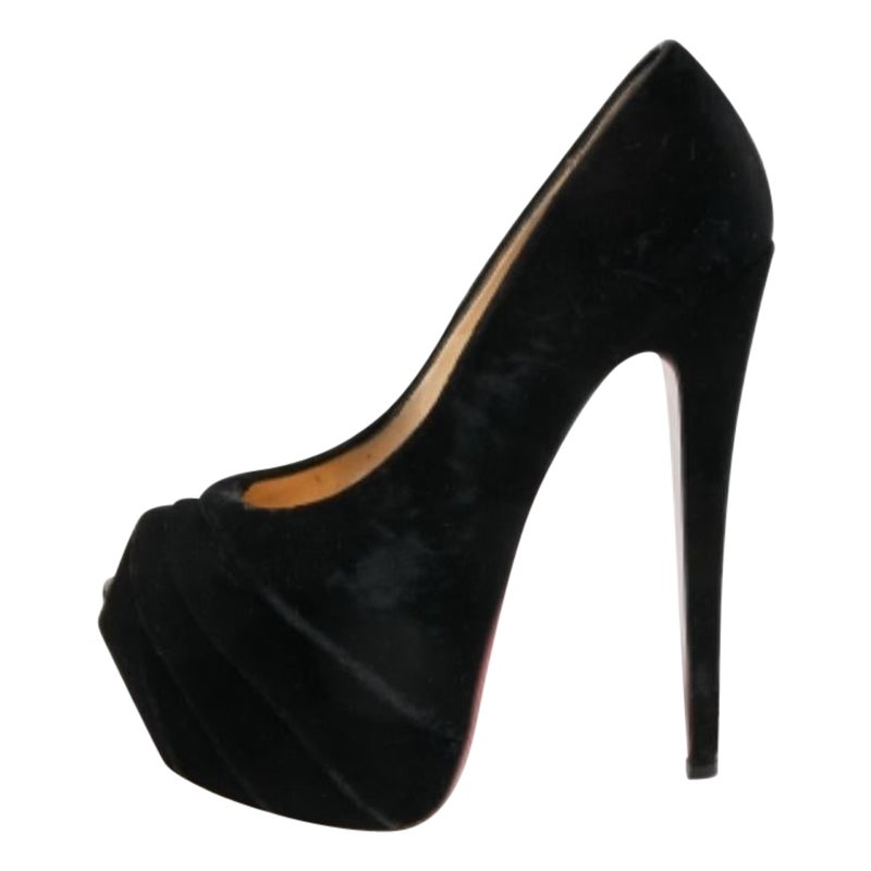 Christian Louboutin Velluto Nero Drapesse Peep-Toe Platform Pumps Taglia 36