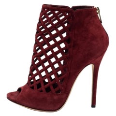 Jimmy Choo - Bottines à bout ouvert en daim bordeaux à découpes flottantes - Taille 38