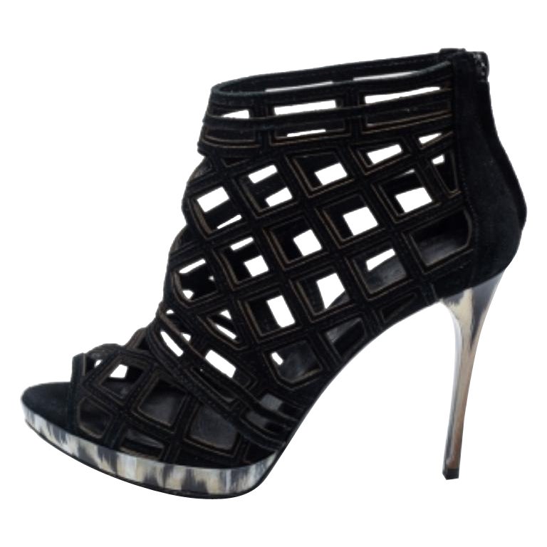 Bottines Burberry noires à découpes en daim Taille 39