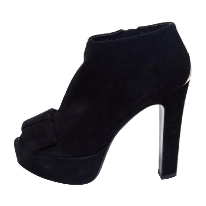 Louis Vuitton Botines con puntera abierta y lazo de ante negro Talla 36.5