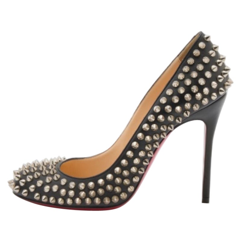 Christian Louboutin Black Leather Fifi Spike Round Toe Pumps Size 37 For Sale