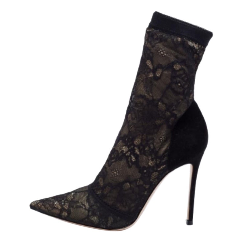 Gianvito Rossi - Bottines en daim et dentelle noires/beiges, taille 40,5 en vente