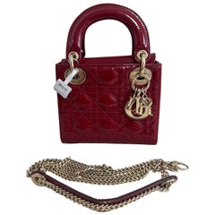 Lady Dior Minibolso Borgoña Rojo Charol Correa de cadena dorada 2020