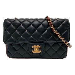 Chanel Classic Flap Rettangolare Mini in pelle di agnello nera e bordeaux Oro Ha