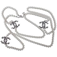 CHANEL CC Beaded Necklace White Pearls Black Crystal 2016 9