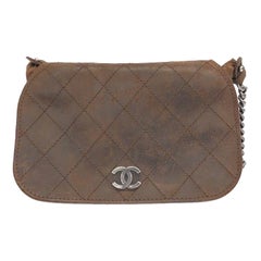 Chanel París-Edingburgh Highlander Messenger Bag Piel de ante acolchada envejecida
