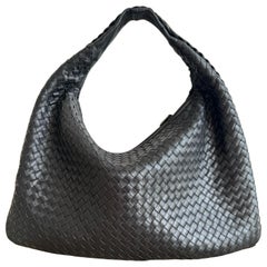Bottega Veneta Intrecciato Hobo Bag Medium Black Leather 47cm
