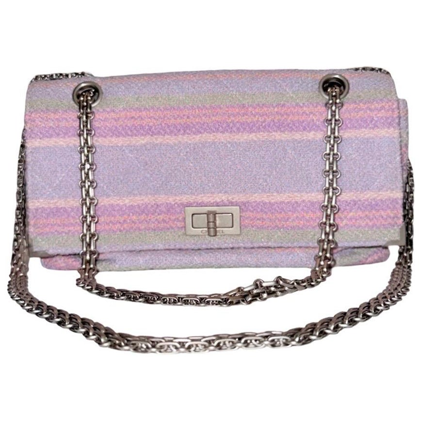 Chanel 23cm multicolor tweed 2.55 flap shoulder bag For Sale