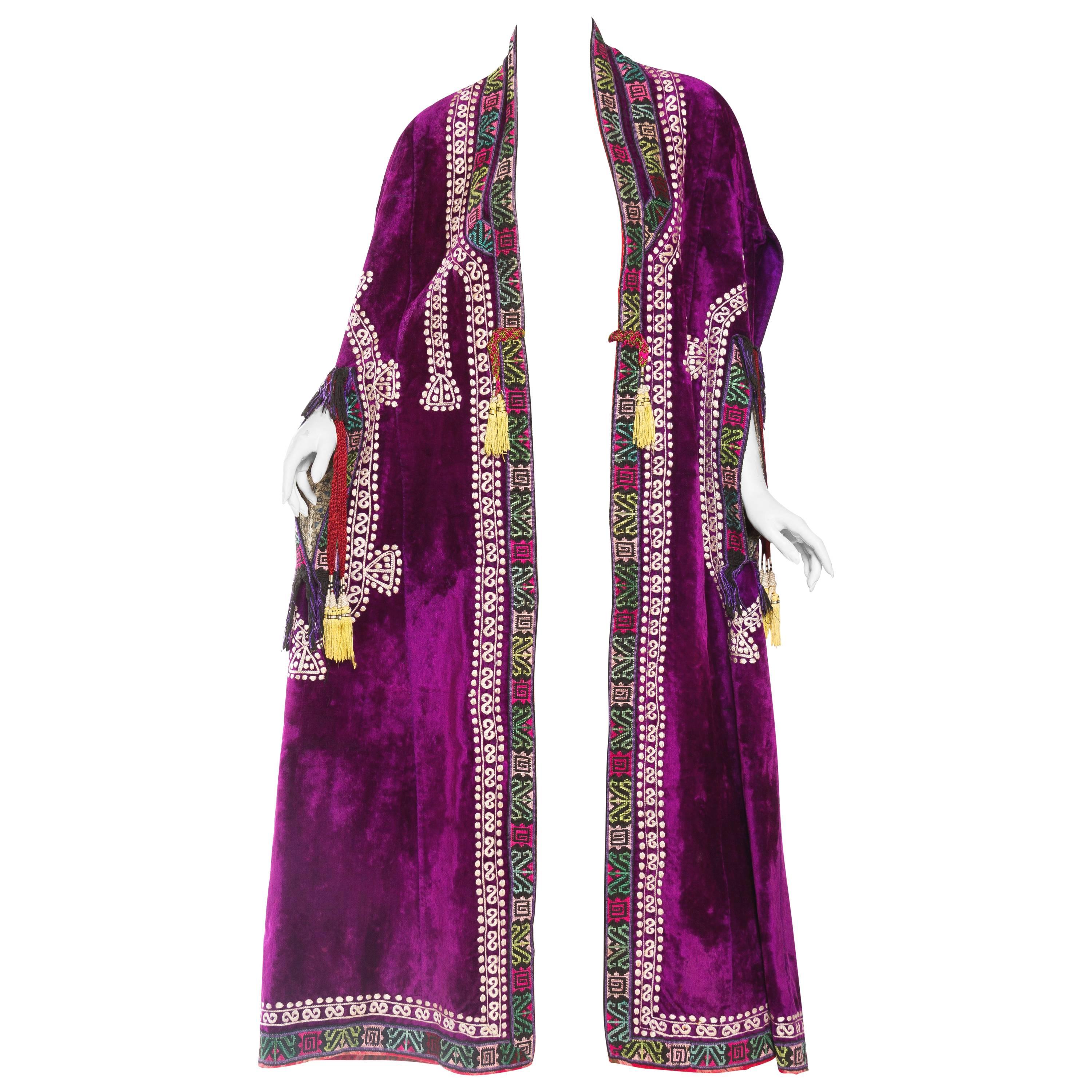 1970S Purple Velvet Antique Ethnic Embroidered Cape With Ikat Trim For Sale