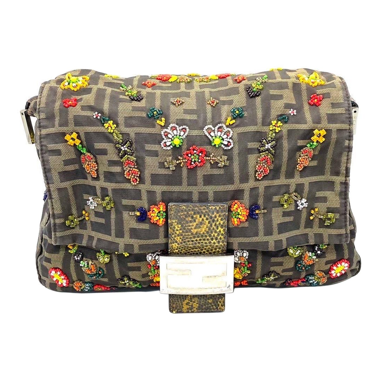 Fendi Mamma Baguette Zucca Monogramme Broderie florale en perles en vente