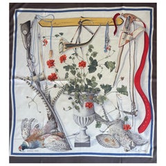 Hermès Seidenschal "Fleurs Et Gibiers" 1961