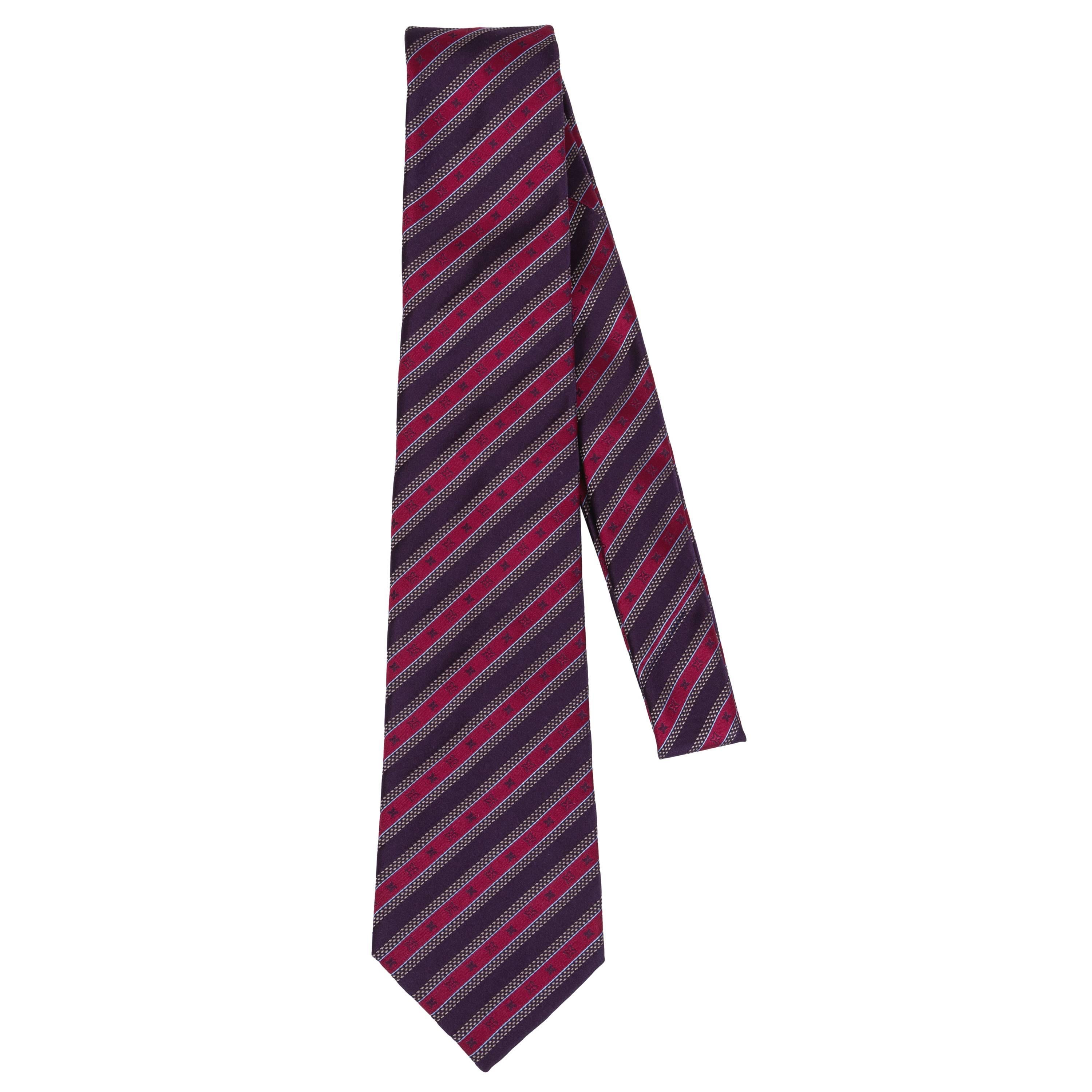 Louis Vuitton Silver Black Logo Men's Tie Clip at 1stdibs