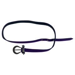 Cintura viola Christian Dior.
