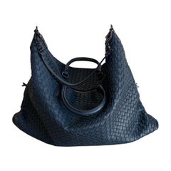 Bottega Veneta Maxi Borsa Tote Convertibile in Pelle Navy 50cm