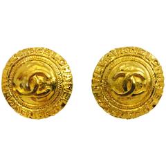 Charming Chanel Clip On Button Earrings