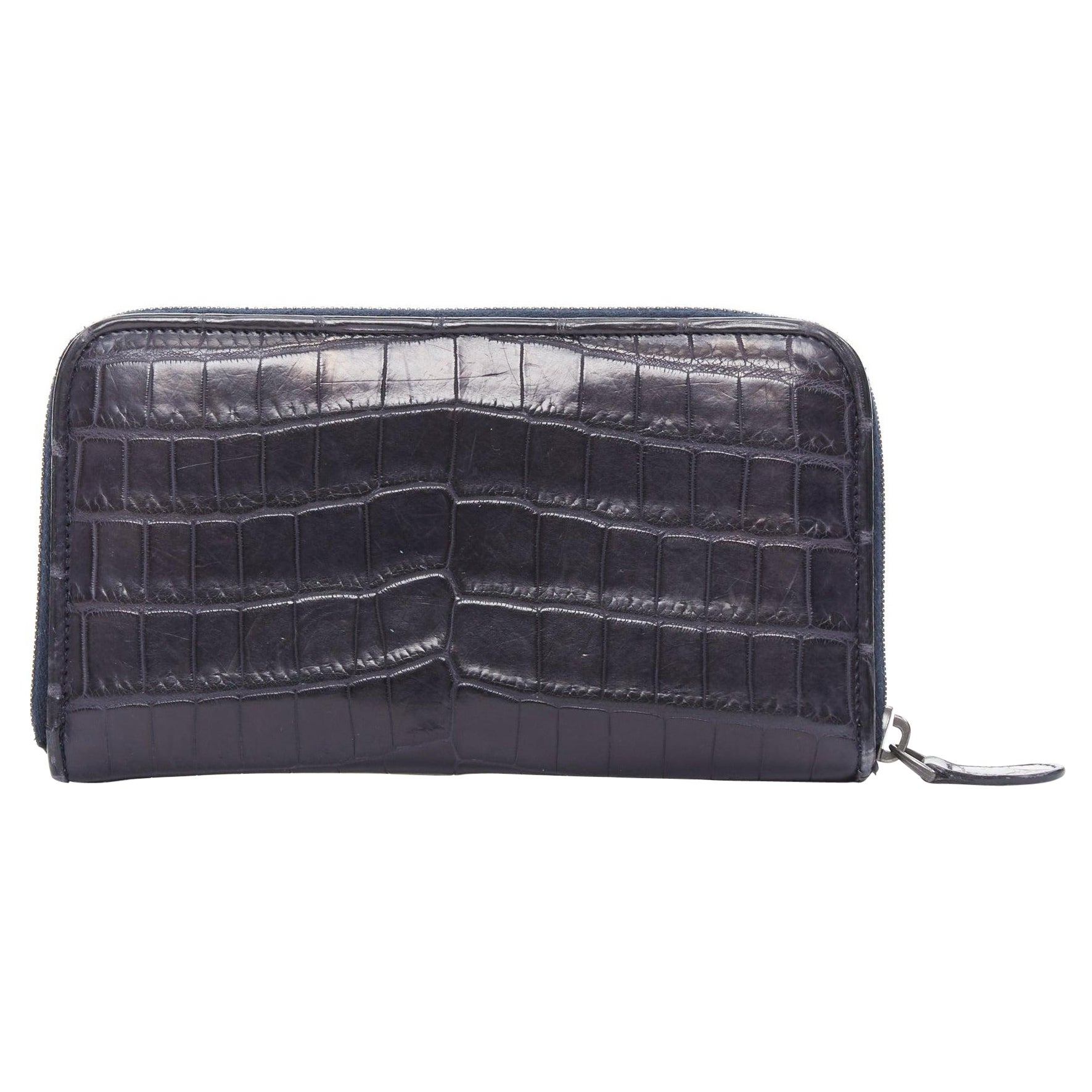 BOTTEGA VENETA Mitternachtsblau geschupptes Leder, lange Brieftasche mit Reißverschluss
