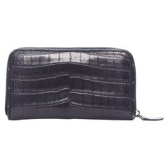 BOTTEGA VENETA Mitternachtsblau geschupptes Leder, lange Brieftasche mit Reißverschluss