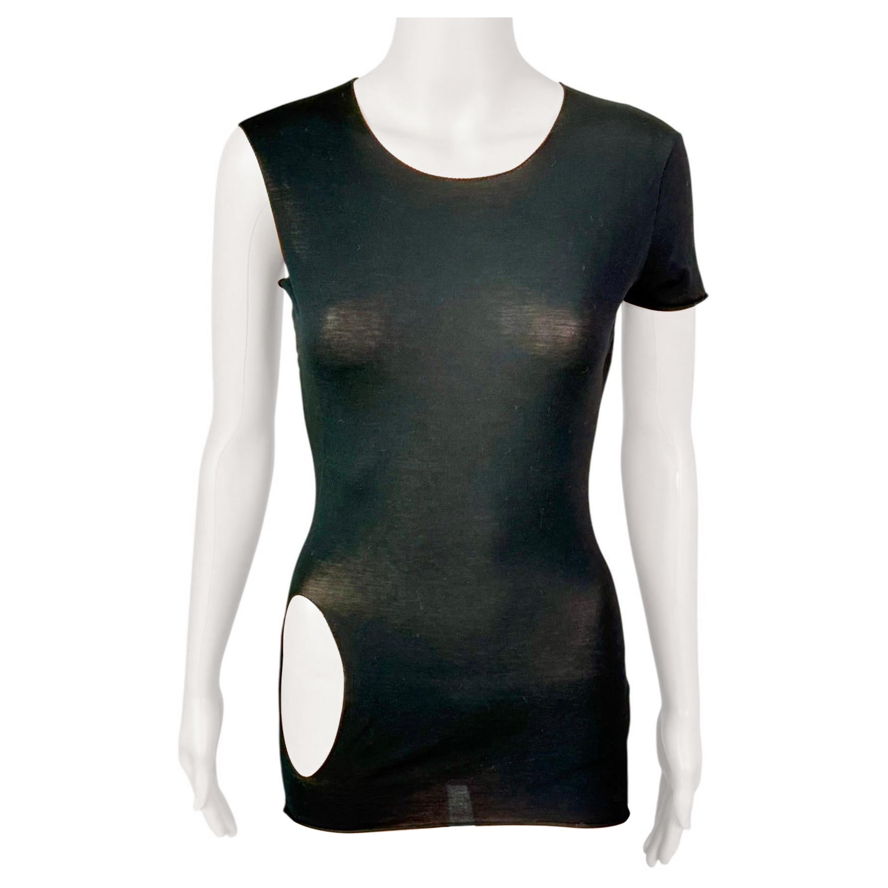Gucci by Tom Ford per la P/E 2001: ritaglio della passerella e micro-abito trasparente, T-Shirt Crop Top in vendita
