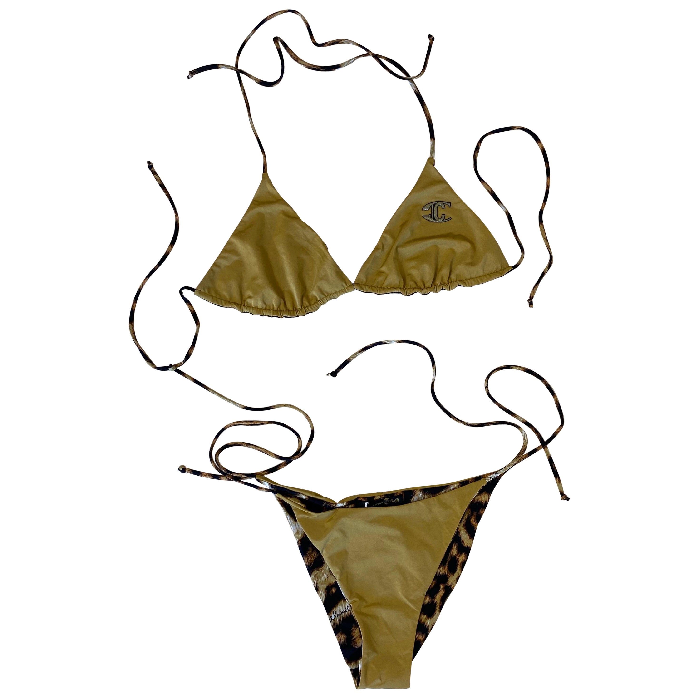 Traje top e bottom ropa de playa JustCavalli. en venta