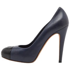 Chanel Blue/Black Leather CC Cap Toe Pumps Size 40