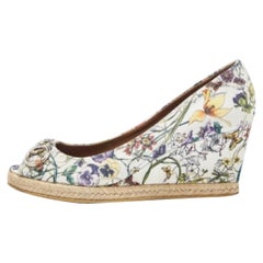 Gucci Multicolor Floral Print Canvas Horsebit Peep Toe Wedge Pumps Size 39