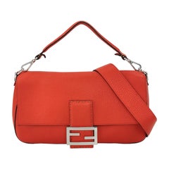 Fendi Baguette Selleria Kalbsleder Crossbody Tasche groß Orange Rot