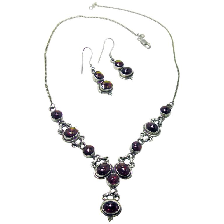 Vintage 1940s Sterling Silver Garnet Necklace And Earring Set For Vintage 1940s Sterling Silver Garnet Necklace And Earring Set For