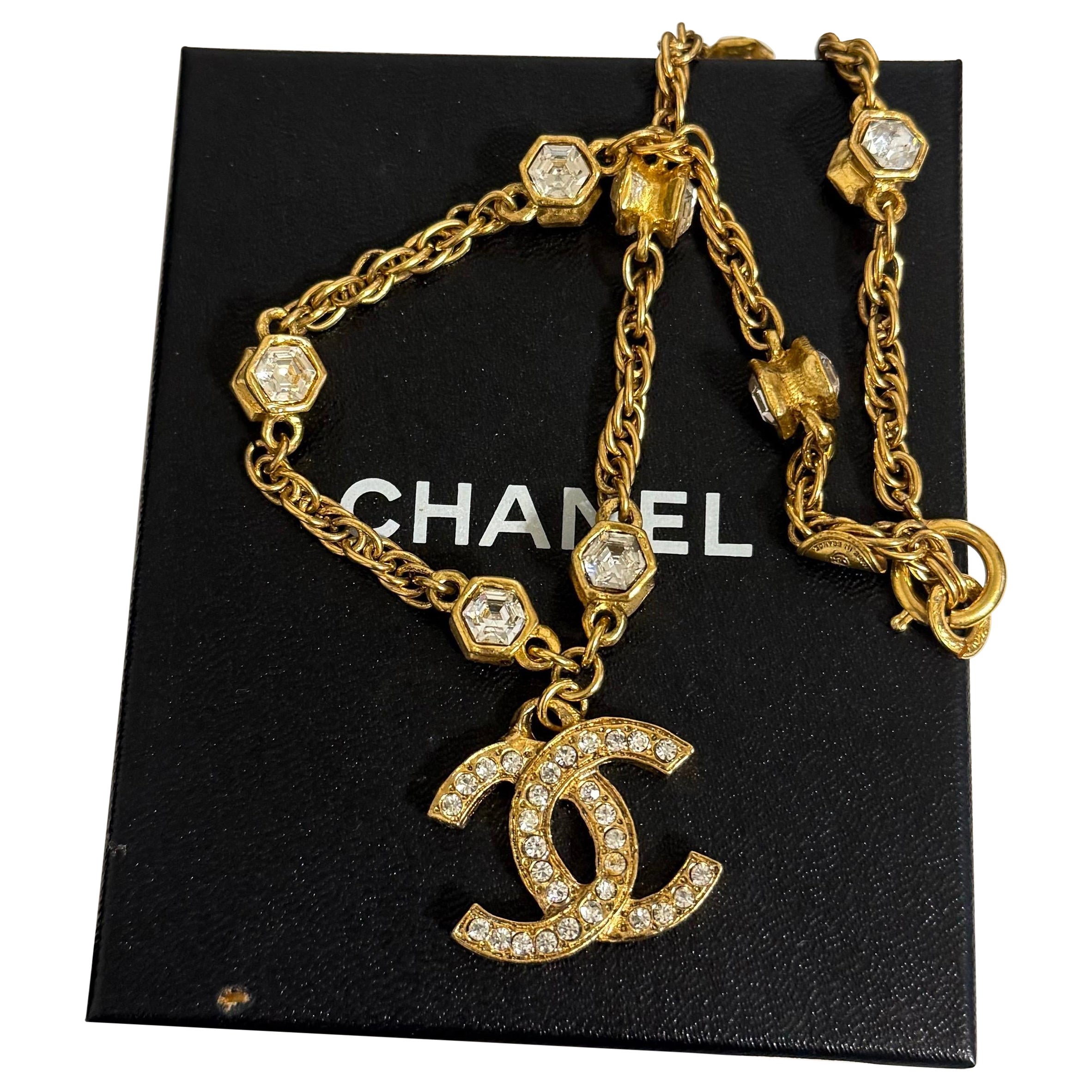Collana Chanel Vintage con cristalli e catena d'oro
