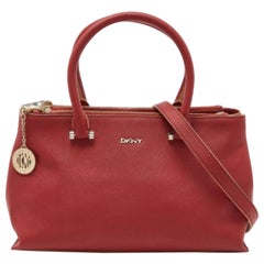 DKNY Tote con doppia zip in pelle rossa Bryant Park