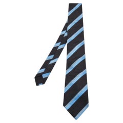 Boss By Hugo Boss - Cravatta in seta jacquard a strisce blu e nere