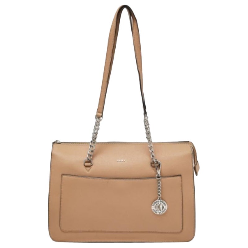 DKNY Beige Leder Große Bryant Chain Zip Tote im Angebot