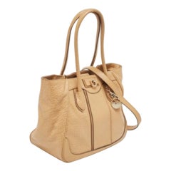 DKNY Borsa a tracolla in pelle beige con logo charme
