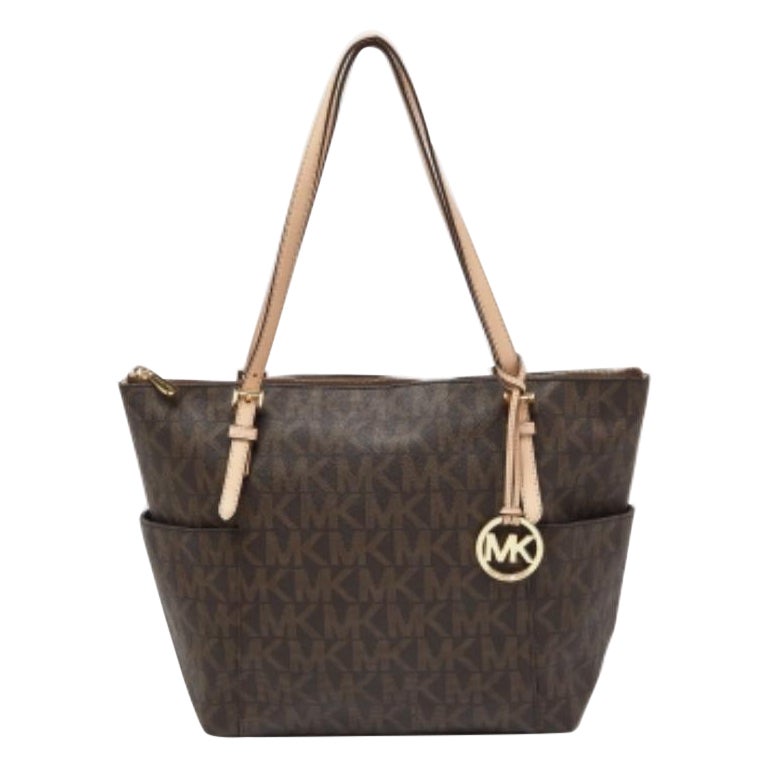 Fourre-tout à fermeture éclair East West en toile enduite et cuir MICHAEL Michael Kors Signature marron