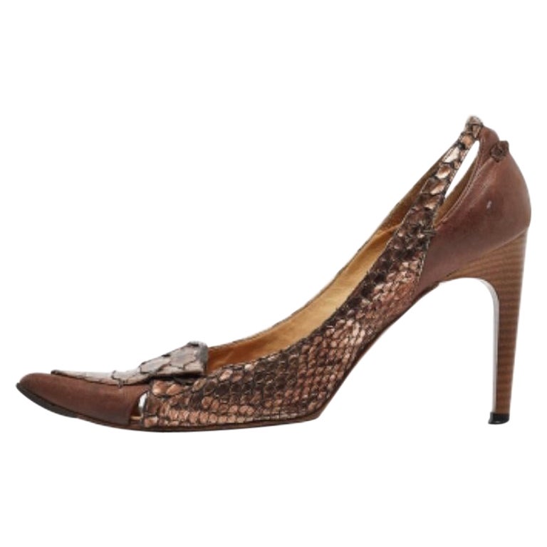 Chloe Metallic Python Leather Pointed Toe Pumps Size 40 For Sale