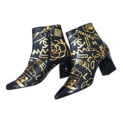 NWOB Chanel 2019 Paris-New York Graffiti Stiefelette Booties Sz.40.5