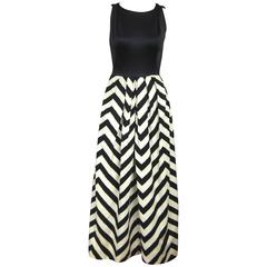 Vintage 1970s Oleg Cassini Black & White Chevron Maxi dress 4