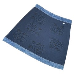 Chanel Mini jupe en denim Camellia Sz.38