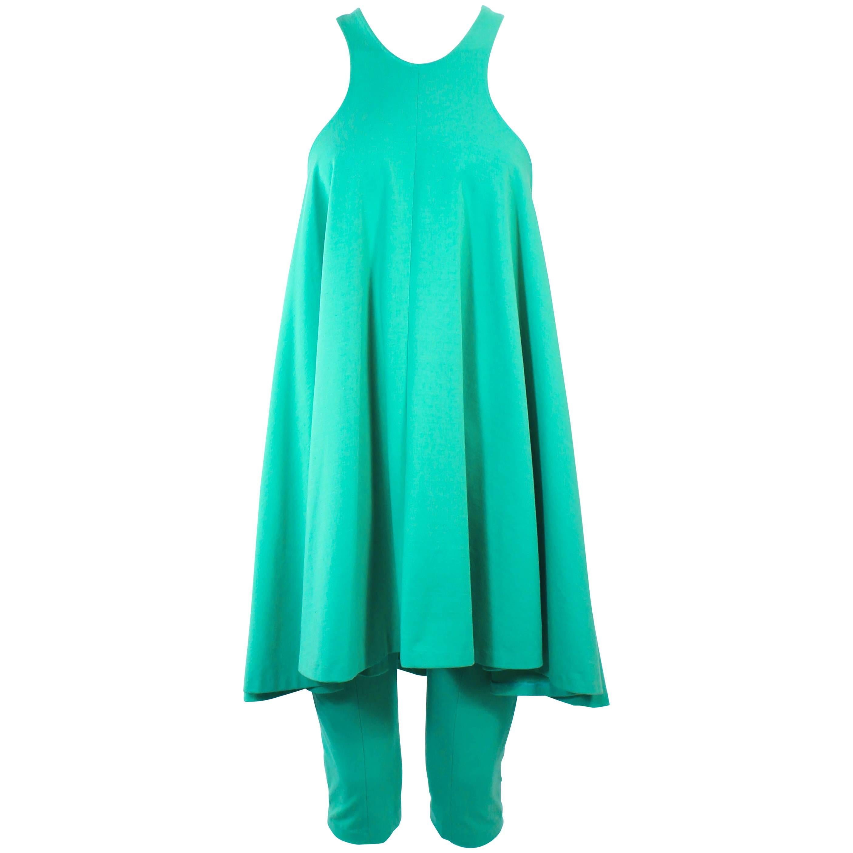NORMA KAMALI OMO Mint Green Stretch Knit Trapeze Dress and Crop Pants Size M P For Sale