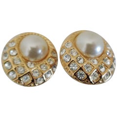 Vintage Gold tone faux white pearls with swarovski Clip on earrings