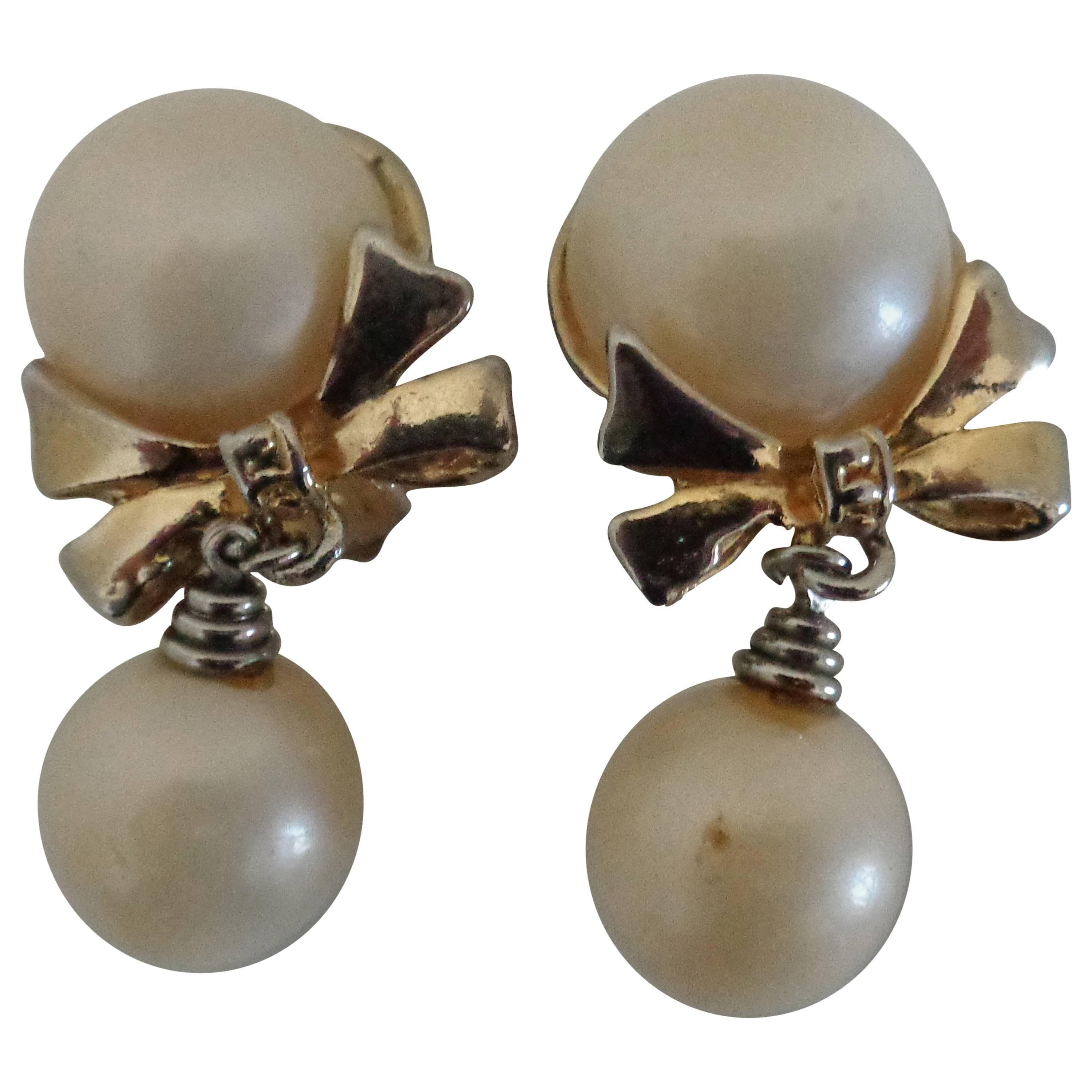Gold Tone Faux White Pearls Bows Clip on Earrings For Sale