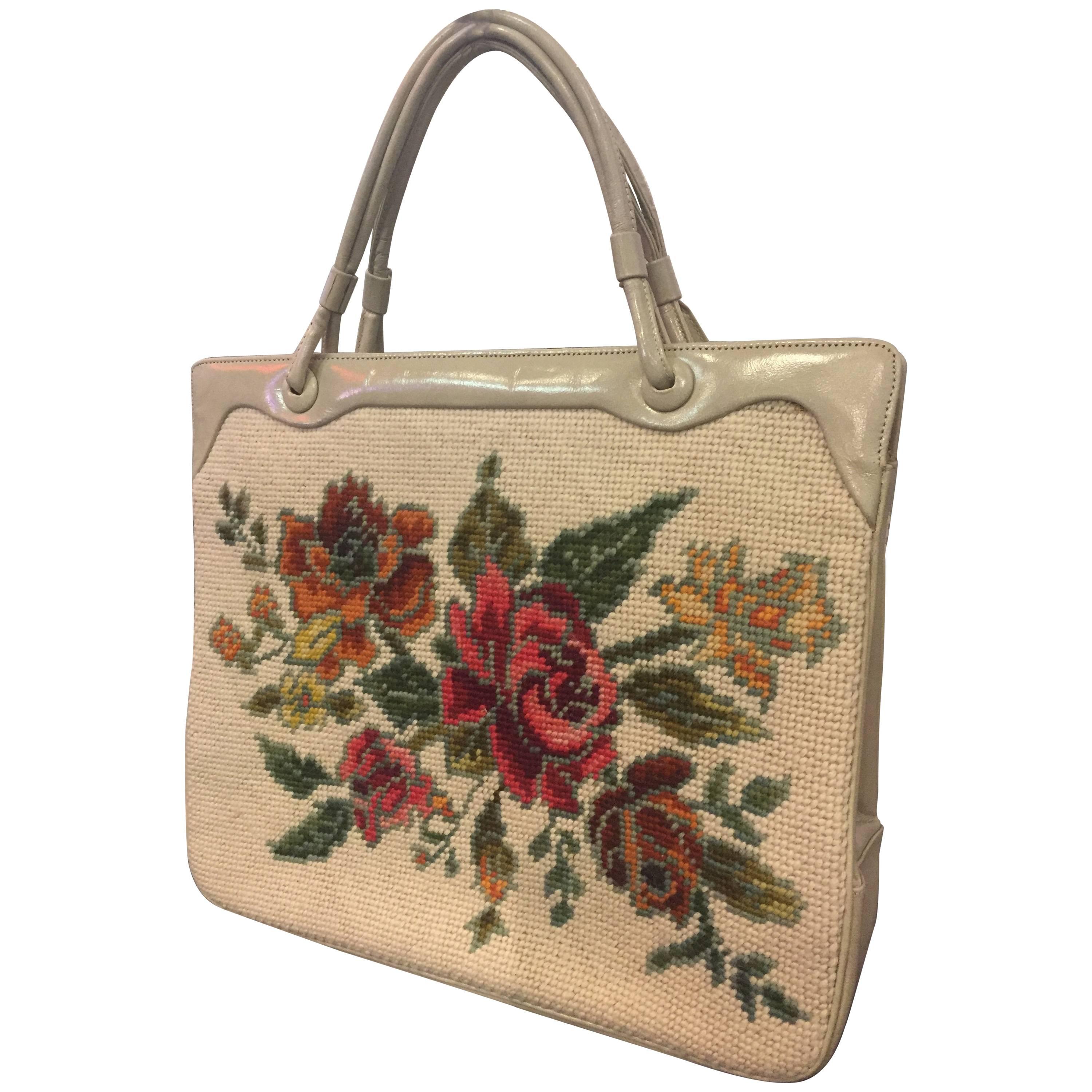 Vintage 1950s Rose Tapestry Hand Bag