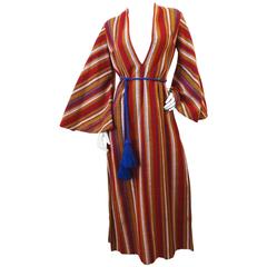 Gestreiftes Rikma-Kleid mit Glockenärmeln aus den 1970er Jahren