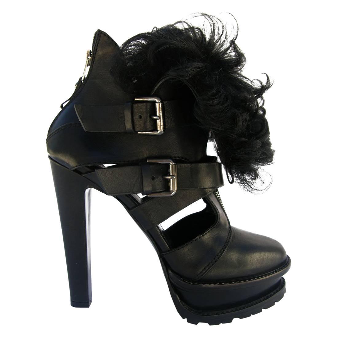 New Etro RUNWAY LEATHER SHEARLING PLATFORM ANKLE BOOTS BLACK It.38 - US 8 For Sale
