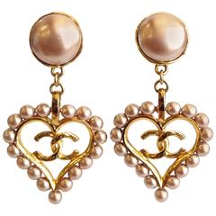 Vintage Chic 1990s Chanel Pearl Heart Drop Earrings